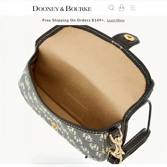 Dooney & Bourke Fabric Wristlet. - Picture 11 of 11